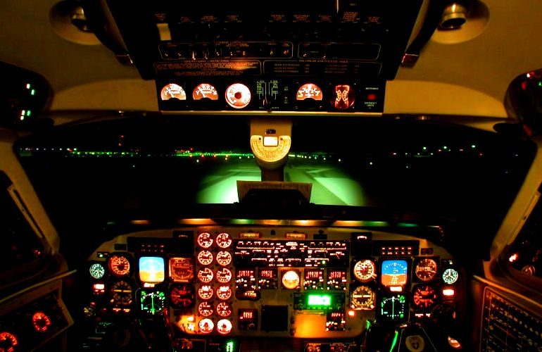 KECERDASAN BUATAN BISA MENINGKATKAN PELATIHAN PILOT